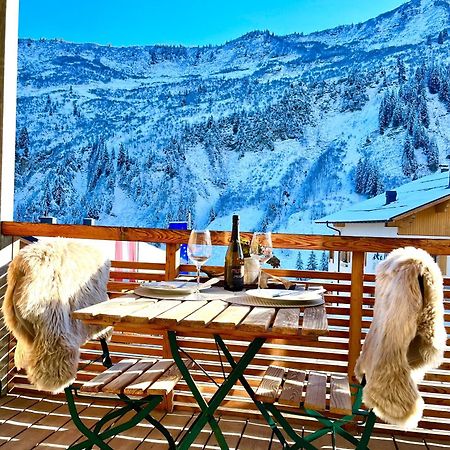 Sonniges Bergblick-Appartement ダーミュルス エクステリア 写真